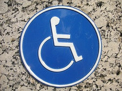 Parkschild für Rollstuhlfahrer Parkschild für Rollstuhlfahrer